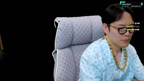 두치와뿌꾸 - 22살 백태지 왔습니다 GTA 11명으로 단축 오늘 한 회...