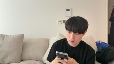 KB리브스 - [클립](마이민과 통화하는)깨박: 화요일 몇시가 편하세요...