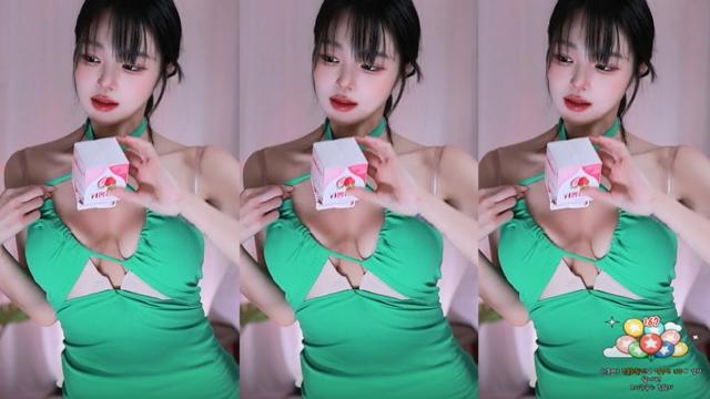 촉촉꼬앙 -우유여우아헤가오 미드충의 성지