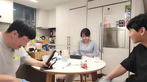 야바 - [봉교형사] 미오탱 치킨 먹이기 필살기 꺼내는 김민교 - 내 딱...