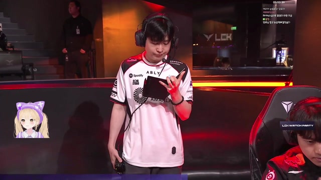 2026-05-13 [비가내리는나라]🌧️ 과거를 돌아보게 만드는 게임 + [LCK] 농심 응원방🦝 앙또가 노래를 부르면 농심이 운단다 T1 vs NS #LCKWatchParty